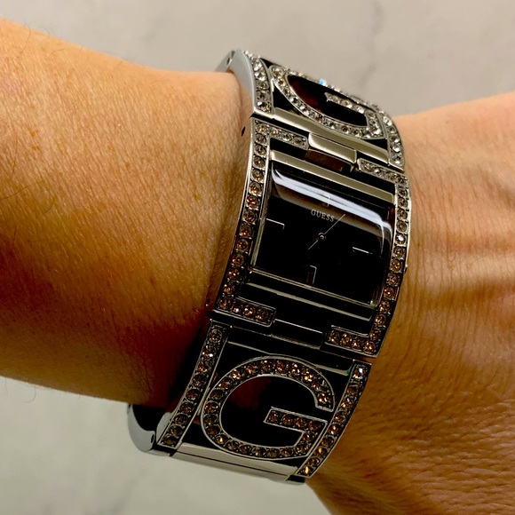 Guess Silver Watch - Picture 1 of 5